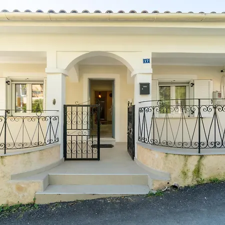 Sweet Luxury House * Alepou